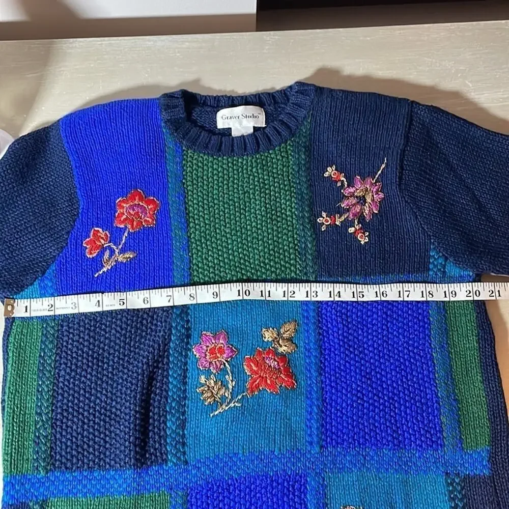 Vintage 90’s Y2K grannycore embroidered floral colorblock sweater - Picture 6 of 6